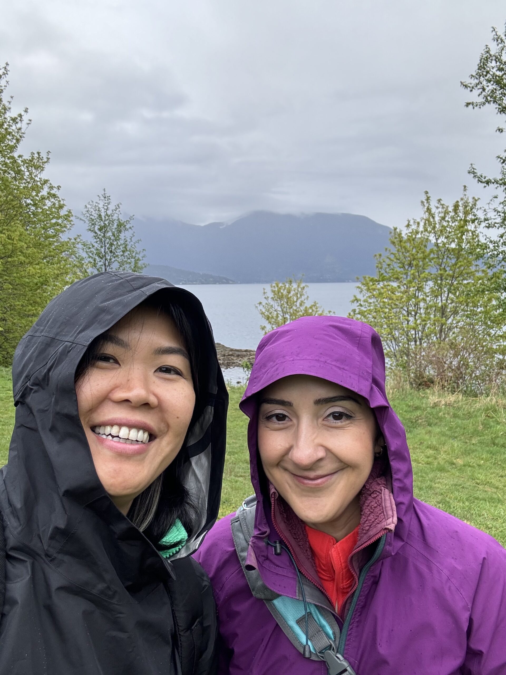 Decorative outdoor shot of Helen Lee and Naz Maghsoudi.