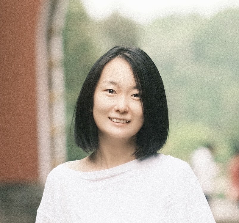 Head shot of Crystal Yin