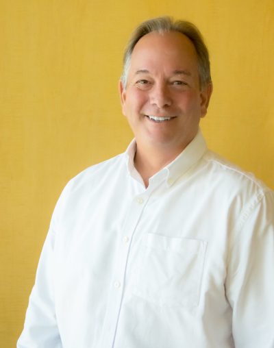 Headshot Robert Walker